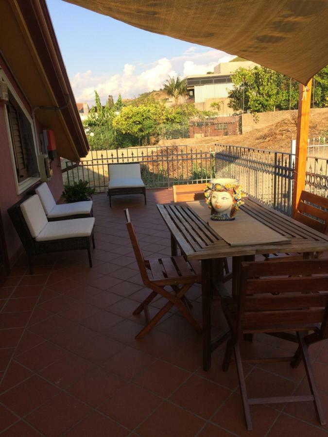 Tyrrhenian Sea Apartment Torre di Faro Exterior foto